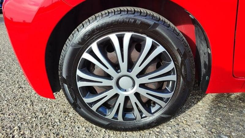 Toyota Aygo Aygo 1.0 VVT-i 69 CV 5 porte x-play