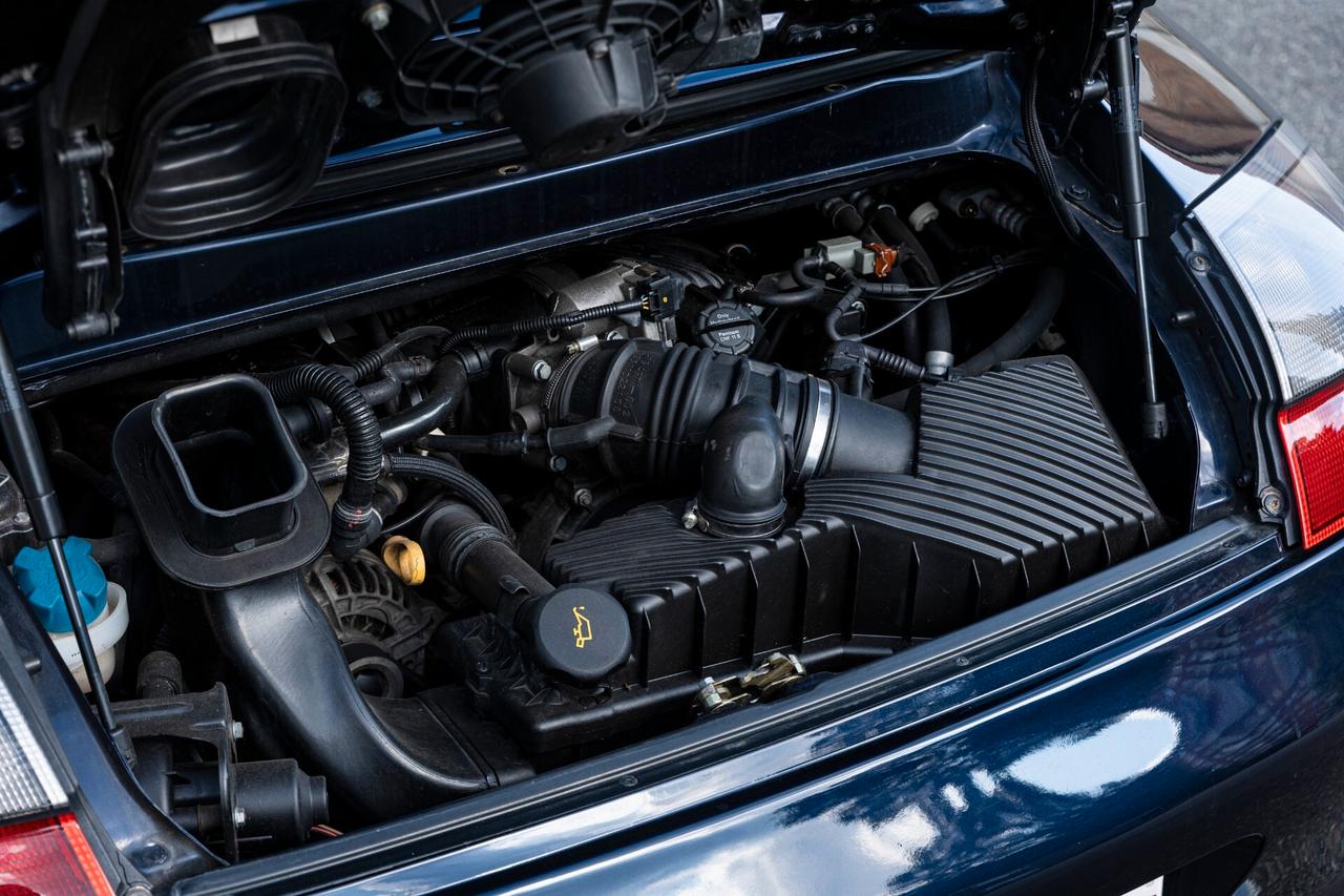 Porsche 911 Carrera 4S cat Cabriolet