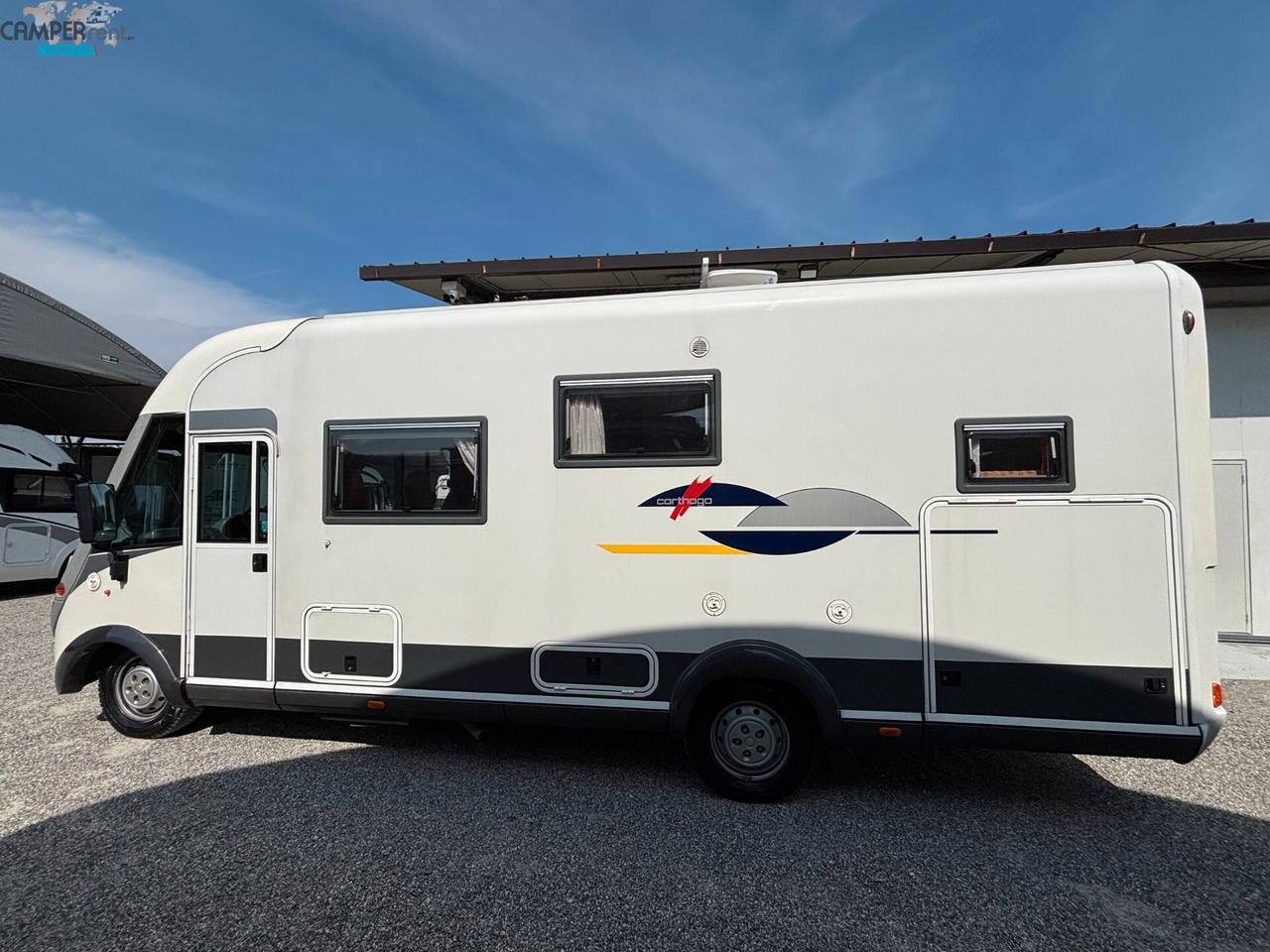 CARTHAGO CHIC I 47 - motorhome con letto matrimoniale in coda ed ampio garage