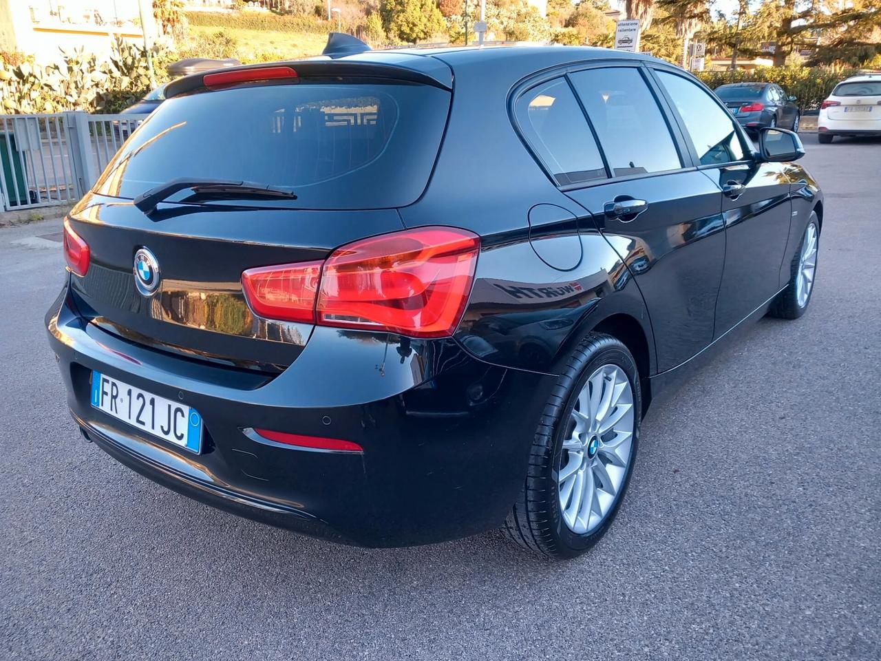 Bmw 118d 5p. Sport full led-navi-150cv manuale