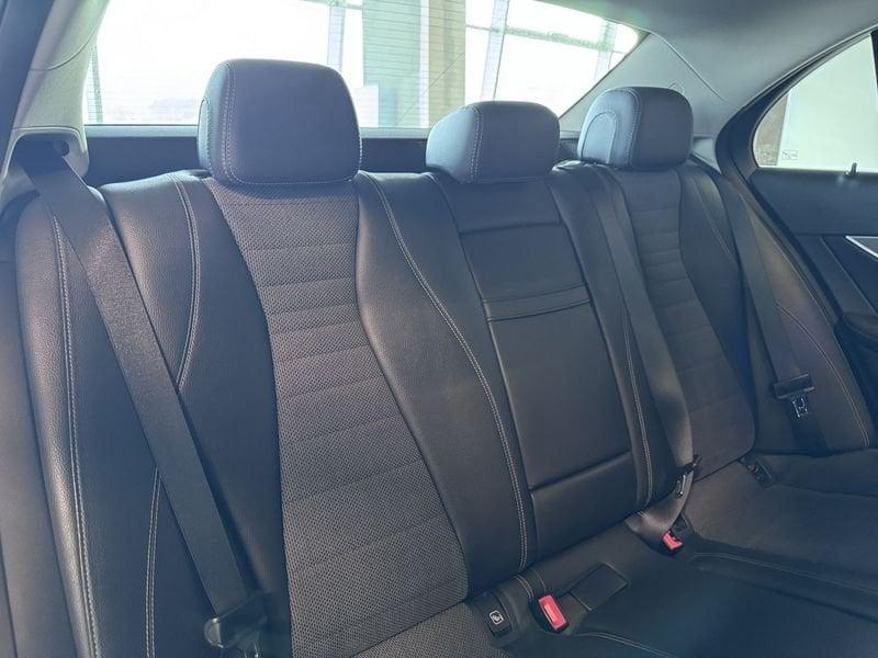 Mercedes-Benz Classe E E220d Auto Sport
