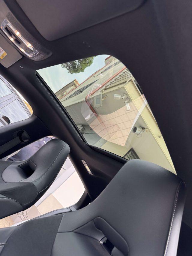 MERCEDES-BENZ CLA 200 Shooting Brake d Premium Edition
