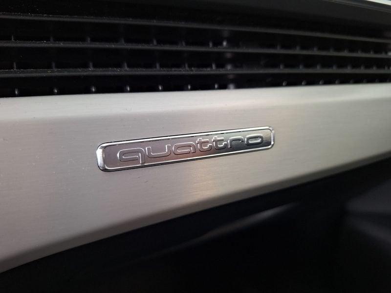 Audi A4 Avant 40 TDI quattro S tronic S line edition