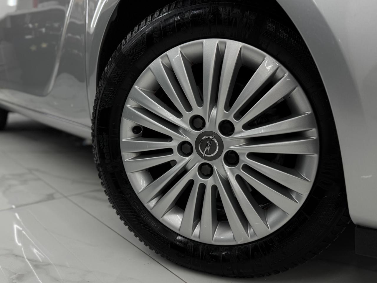 Opel Meriva 1.4 120CV GPL Tech Cosmo