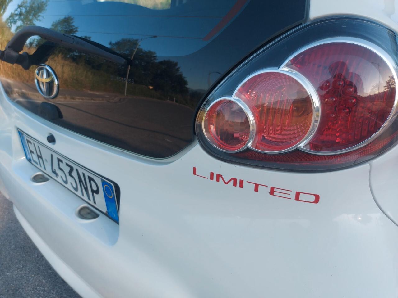 Toyota Aygo 1.0 12V VVT-i 3 porte Now Connect