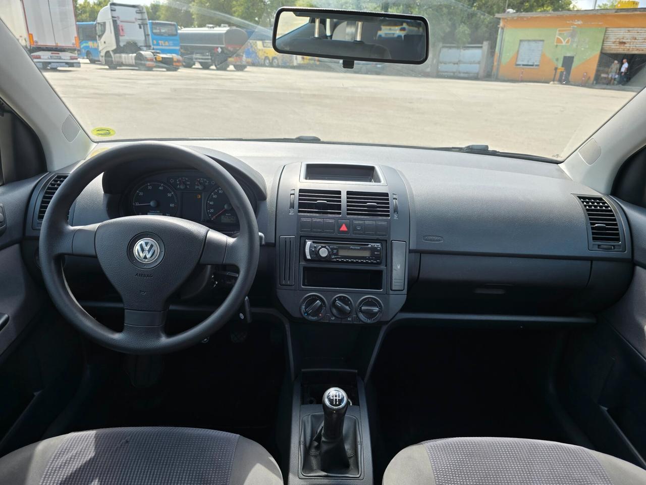 Volkswagen Polo 1.2/60CV 5p. Trendline