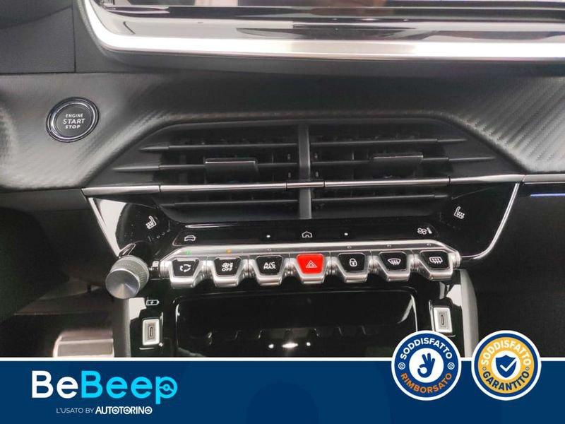 Peugeot 208 1.2 HYBRID GT 145CV E-DCS 6