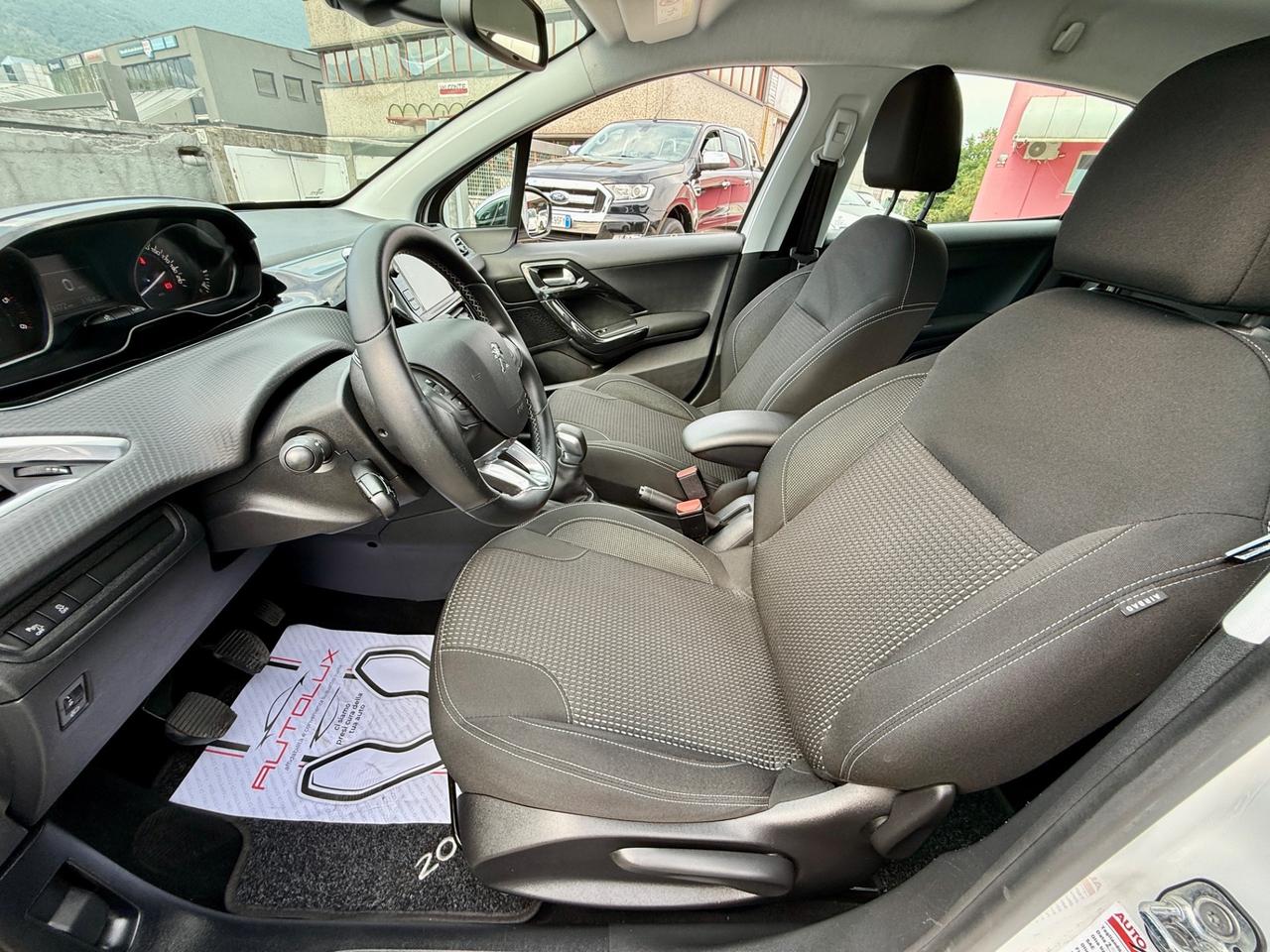 Peugeot 208 BlueHDi 75 5 porte black line 2017
