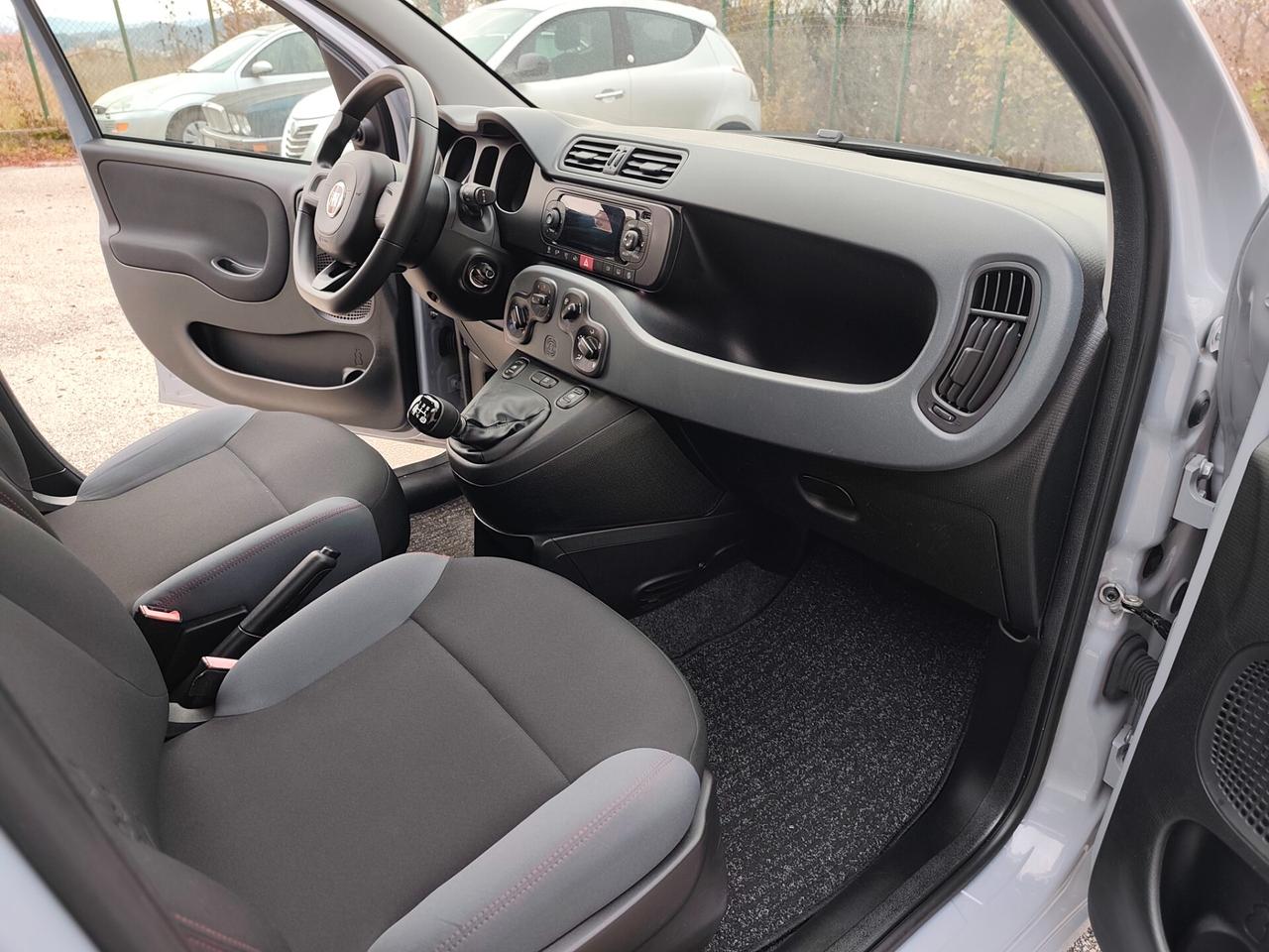 Fiat Panda 1.2 Easy Come nuova, 34.600 KM! Unico proprietario!