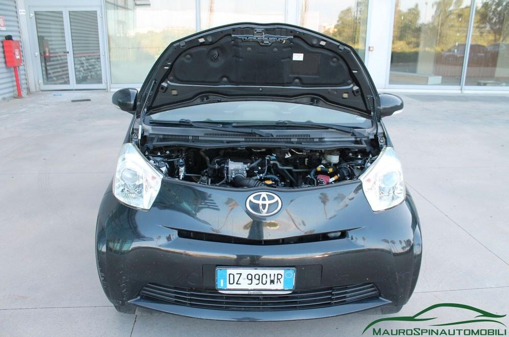 Toyota iQ 1.0