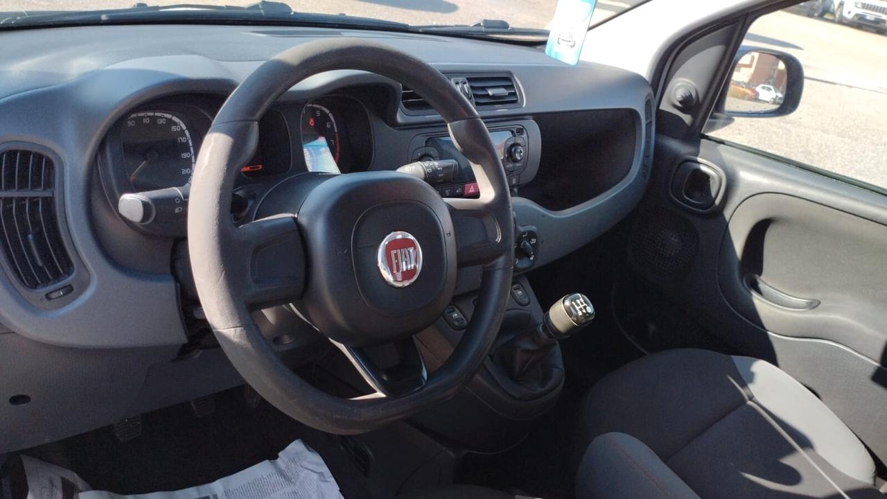 Fiat Panda 1.2 Connected by Wind