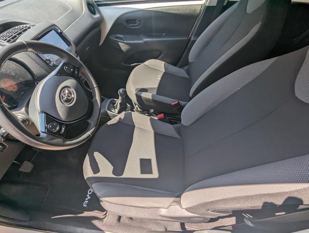 Toyota Yaris 1.0 72 CV 5 porte Active NORDITA