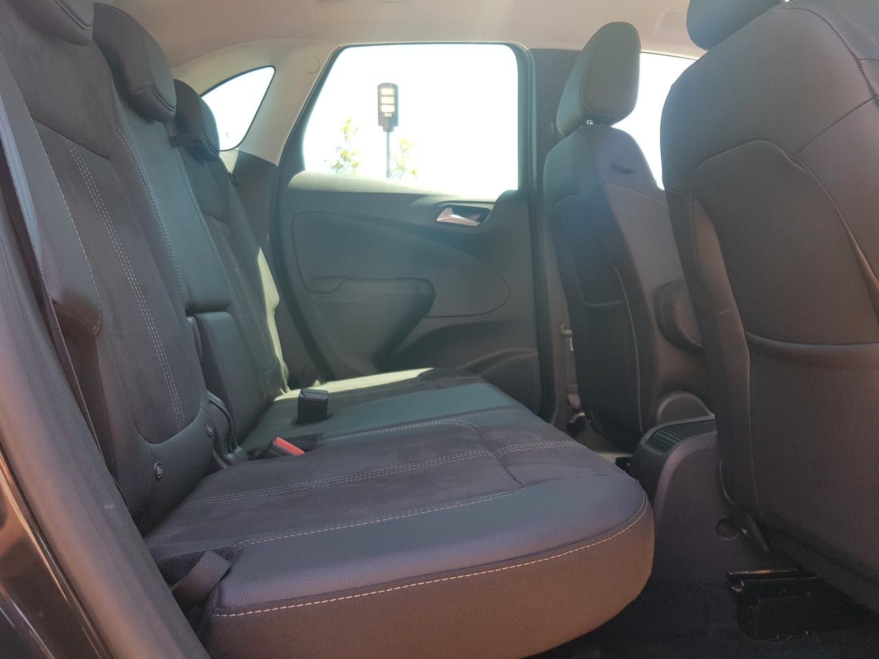 Opel Crossland 1.2 Elegance Navy Led Rcam Sensori Cerchi 17'
