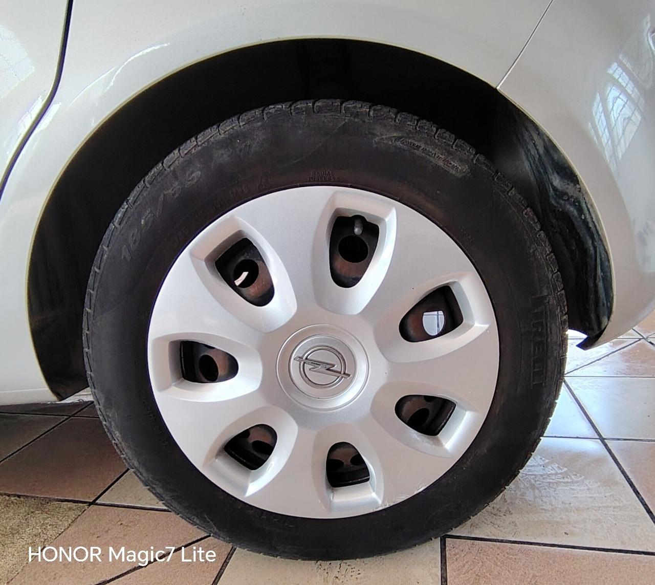 Opel Corsa 1.2 3 porte Club