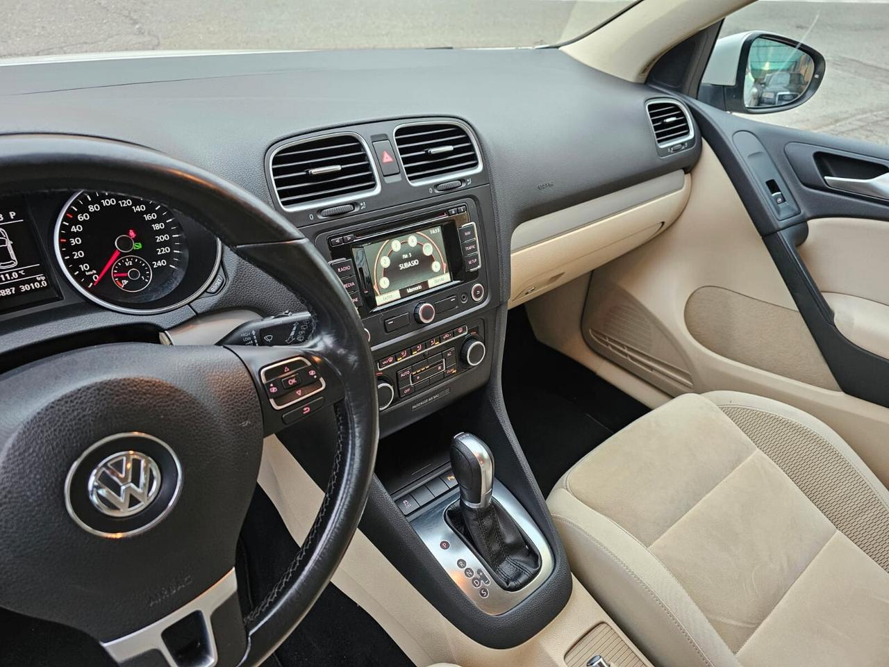 Volkswagen Golf 2.0 TDI 140cv DSG Highline*Pdc*Bi-Xeno*17*