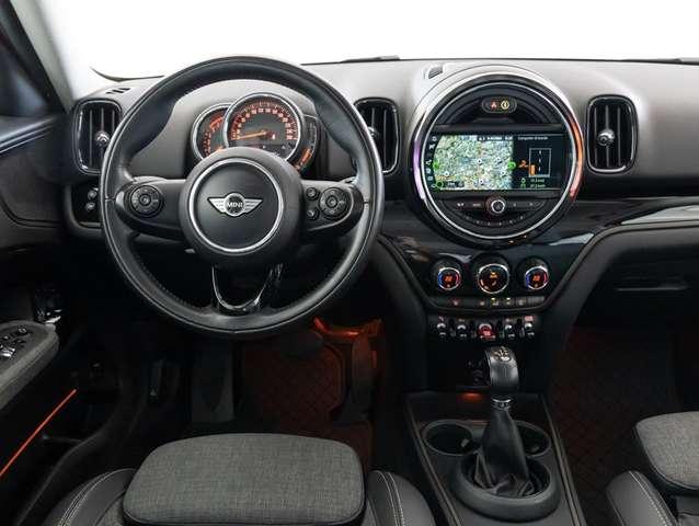 MINI Cooper D Countryman Mini Countryman F60 2017 2.0 Business auto