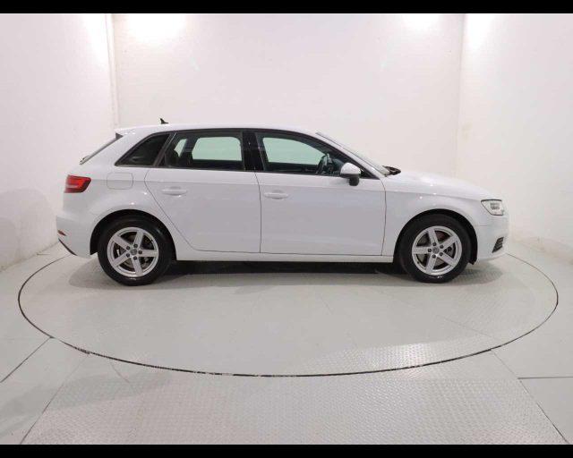 AUDI A3 SPB 35 TDI S tronic Business