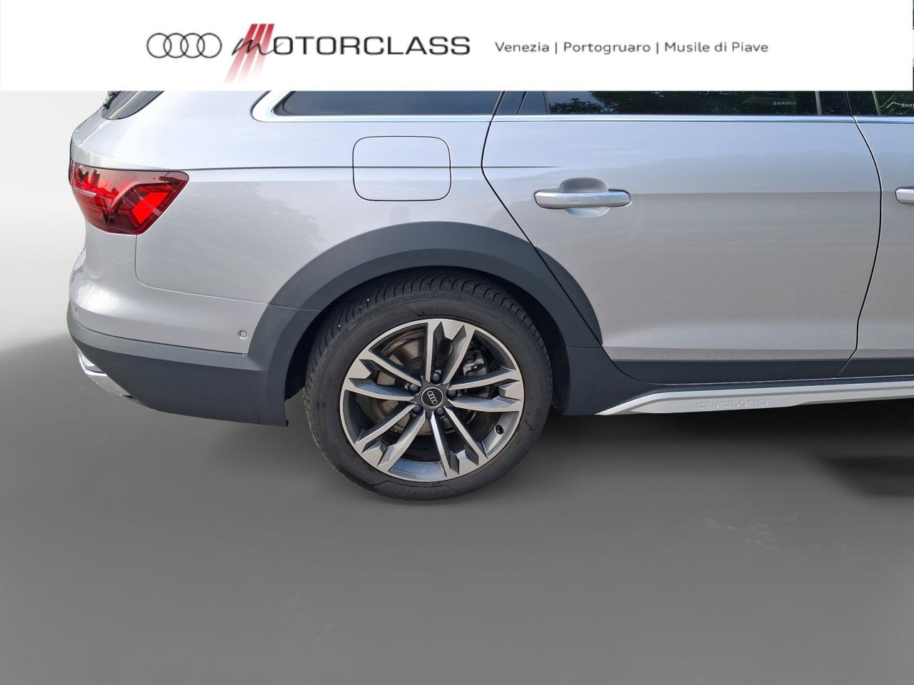 Audi A4 allroad allroad 40 2.0 tdi mhev 204cv identity contrast quattro s tronic