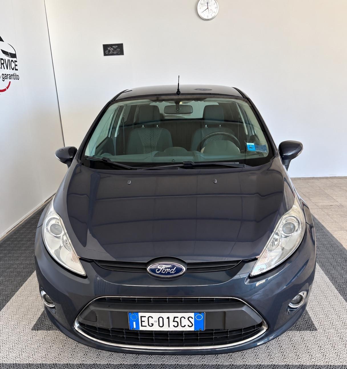 Ford Fiesta 1.4 TDCi 70CV 5 porte Titanium