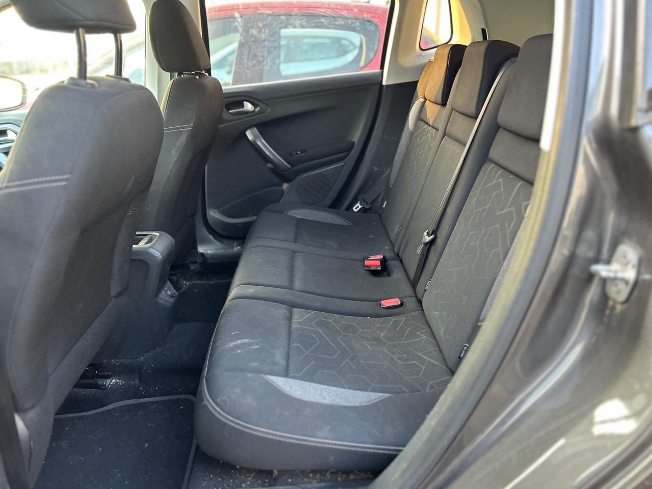 Peugeot 2008 BlueHDi LEGGI NOTE