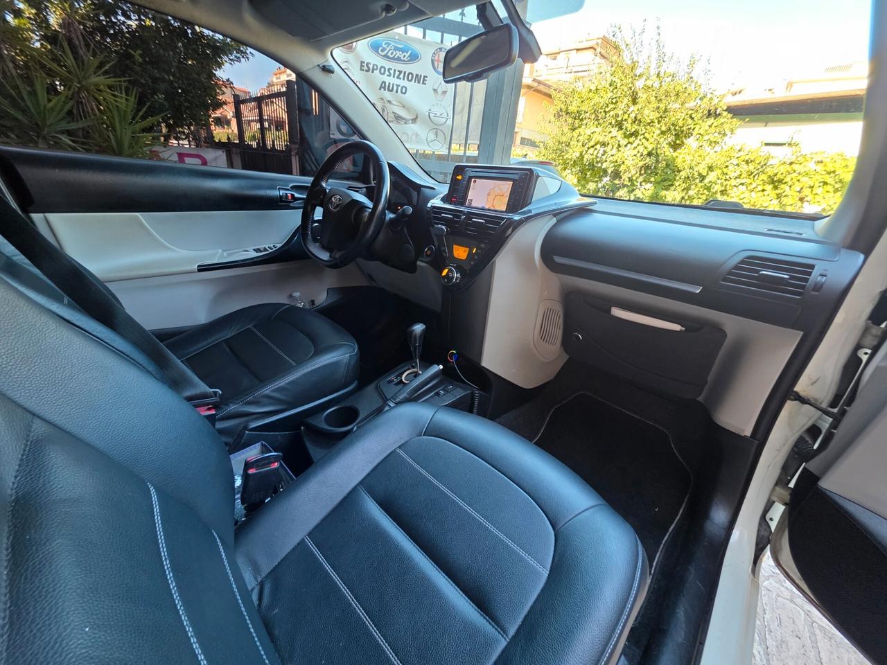 Toyota iQ 1.3 CVT Style