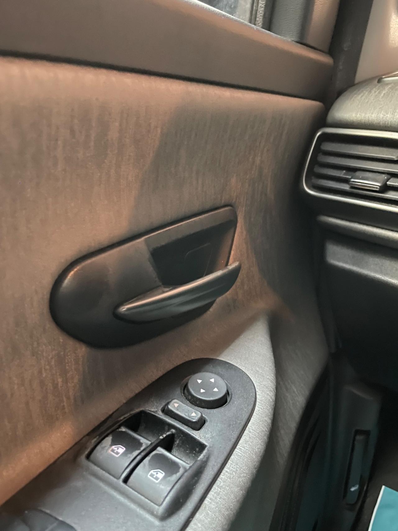 Lancia Ypsilon 0.9 Neopatentati Euro 5