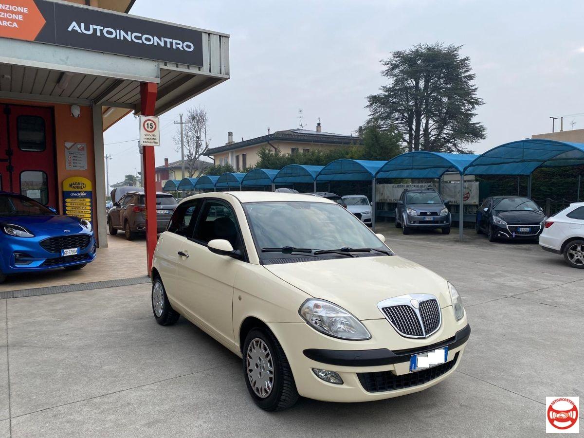 LANCIA - Ypsilon 1.2 8v Oro