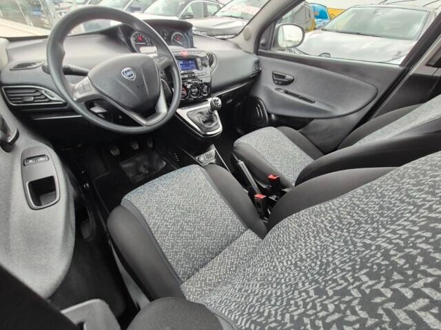 Lancia Ypsilon 1.0 FireFly 5 porte S&S Hybrid Ecochic Silver - 2021