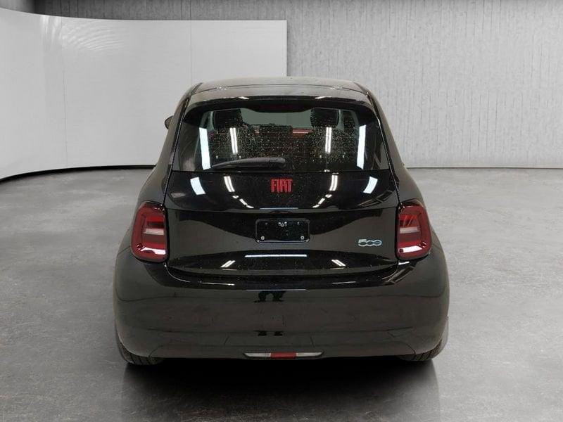 FIAT 500 500e 42 kWh (Red)