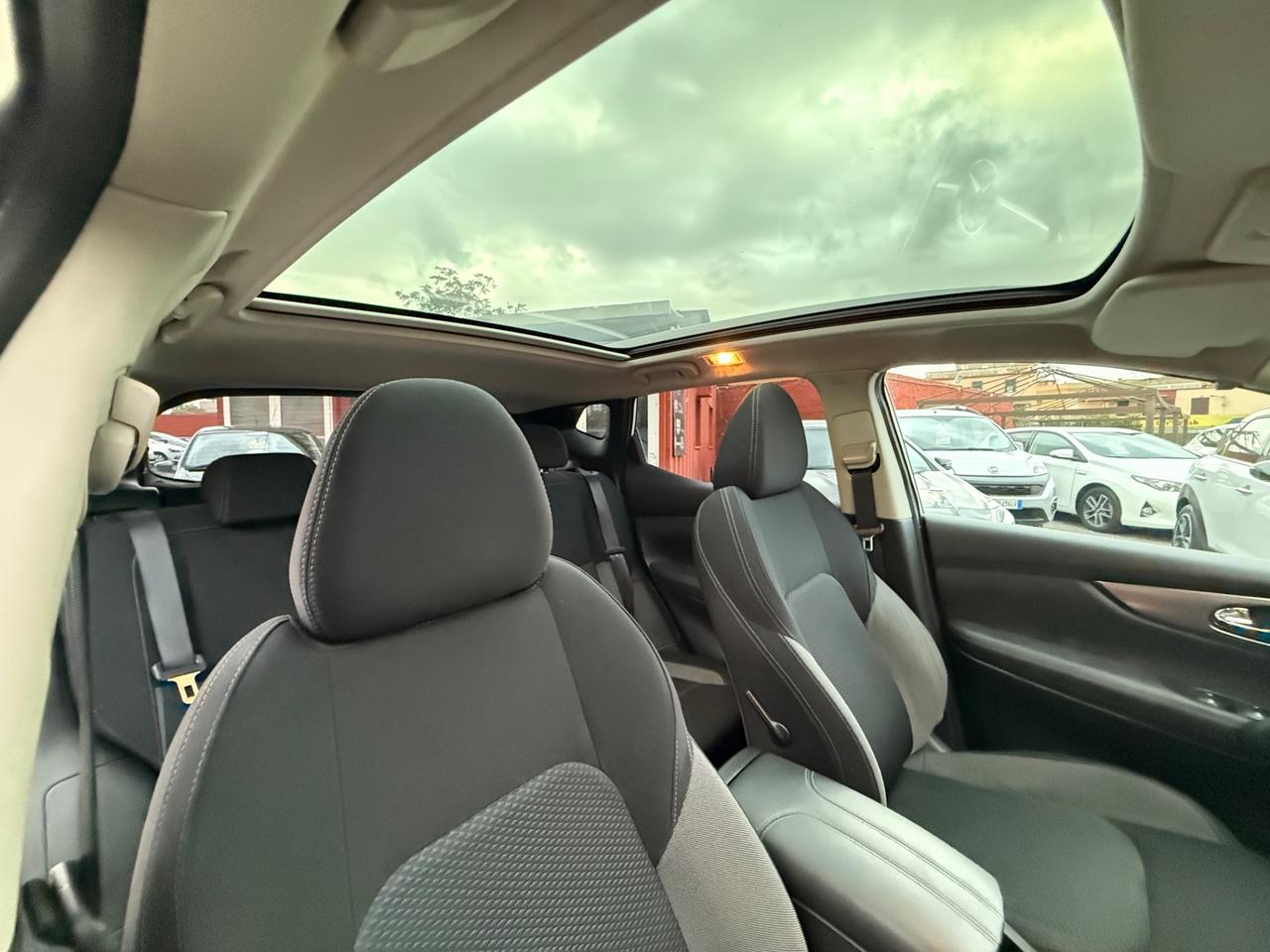 Qashqai 1.5 dCi 115 CV Tekna( 65 mil km )-rate-garanzia