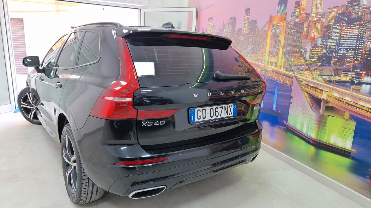 Volvo XC 60 XC60 B4 (d) AWD Geartronic R-design