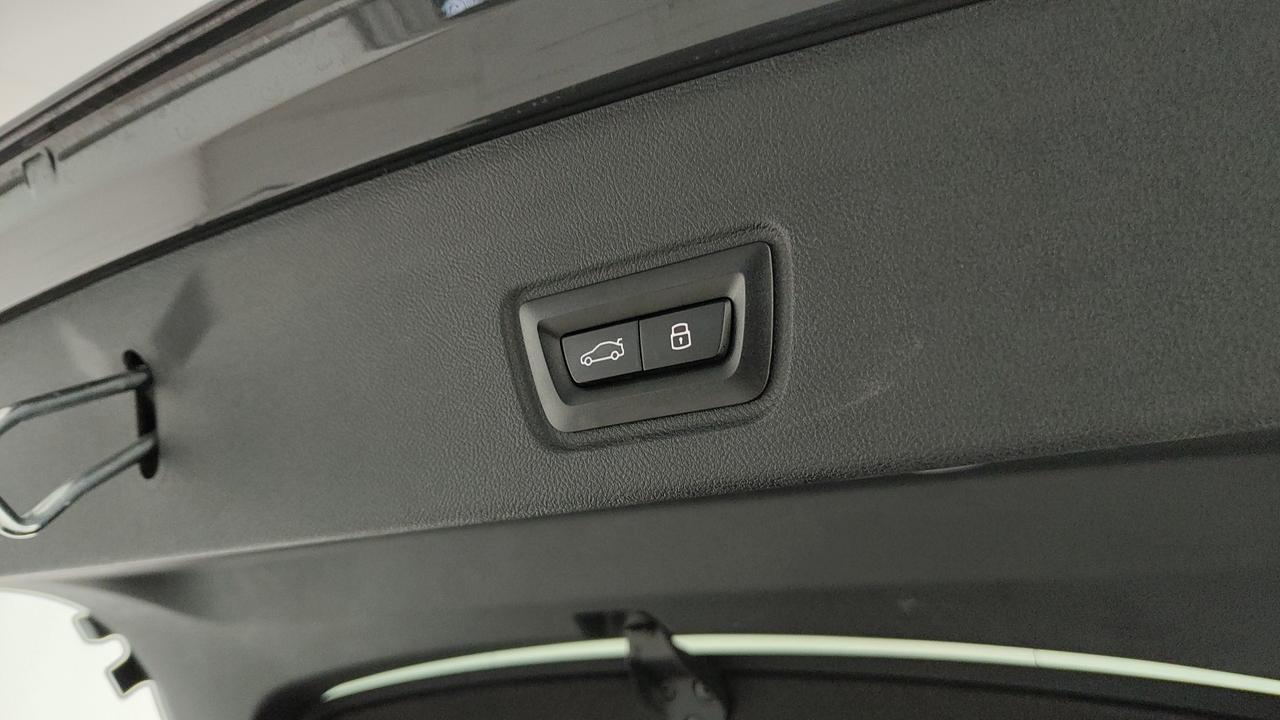 BMW Serie 4 G26 LCI 2024 Gran Coupe - 420d Gran Coupe mhev 48V xdrive MSport Pro auto