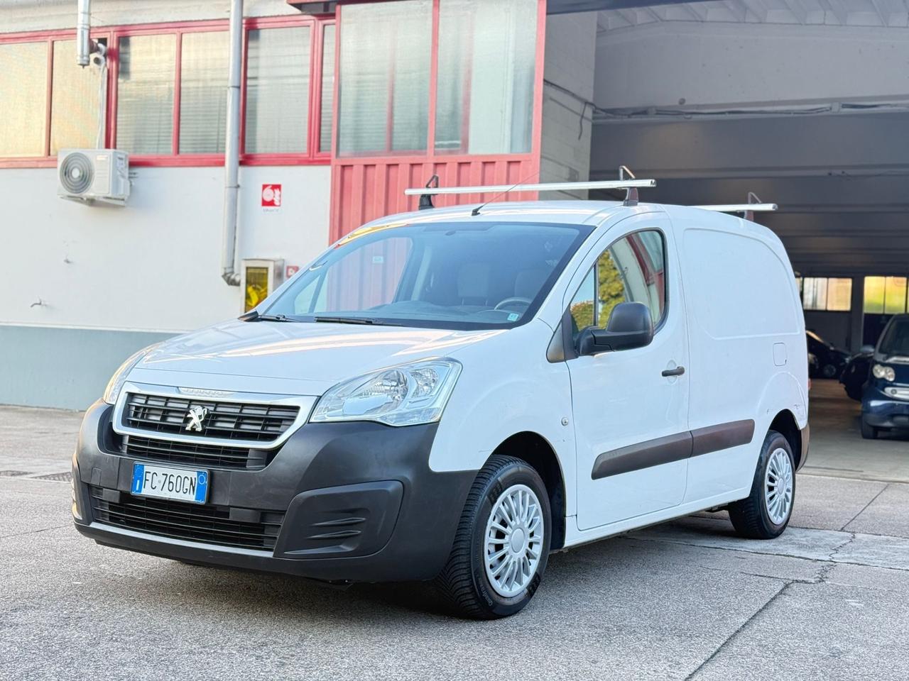 Peugeot Partner Tepee BlueHDi 75 Access