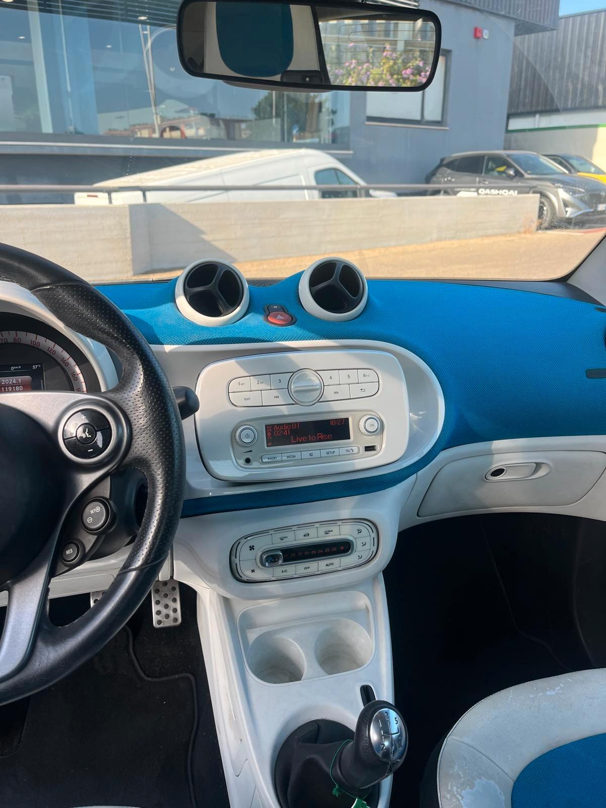 Smart ForTwo 1000 52 kW MHD coupé passion