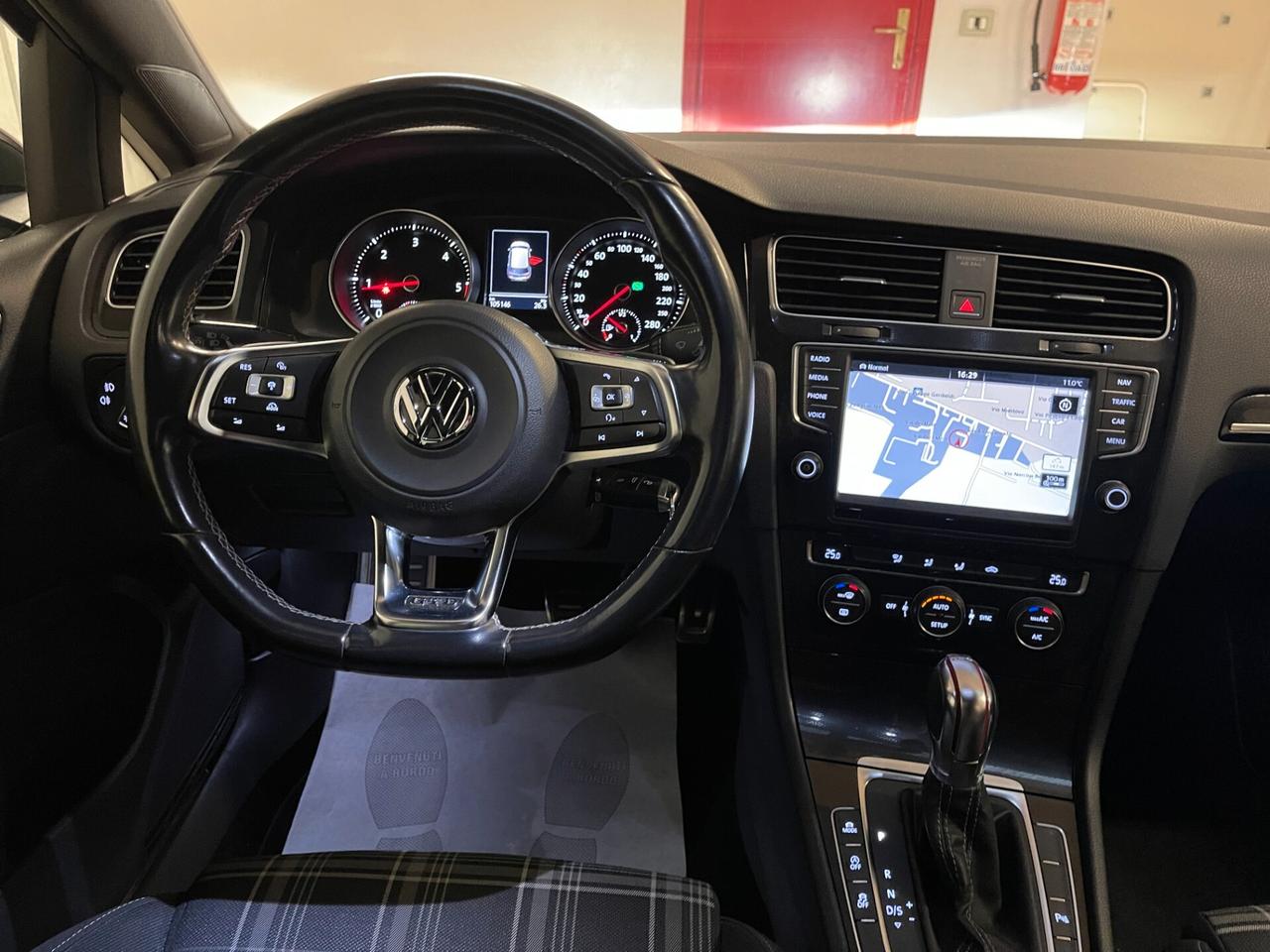 Volkswagen Golf GTD 2.0 TDI 184cv DSG-LEGGI SOTTO