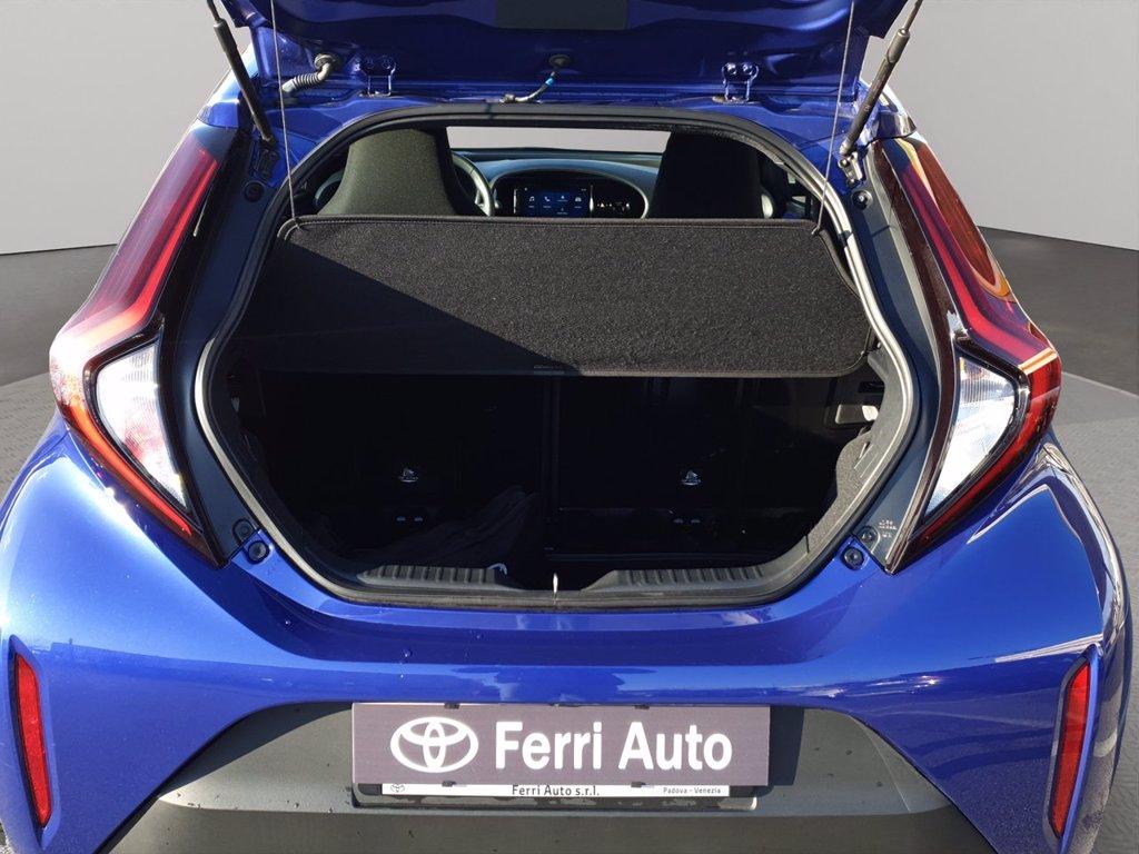 TOYOTA Aygo x 1.0 active 72cv s-cvt del 2024