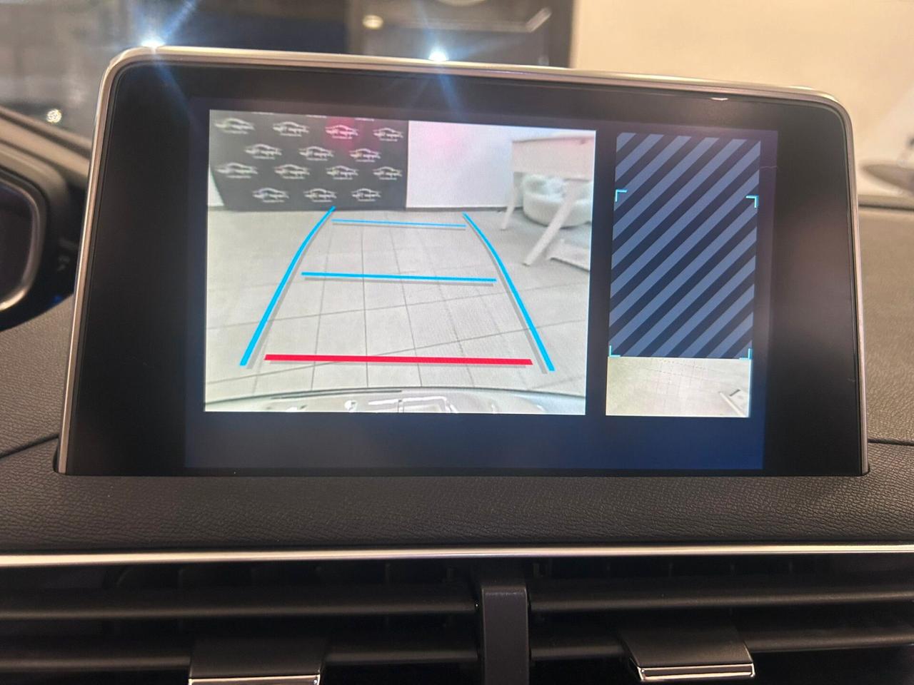 Peugeot 5008 1.5 hdi 130cv Allure 7p TETTO 2018