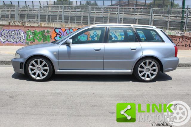 AUDI RS4 B5
