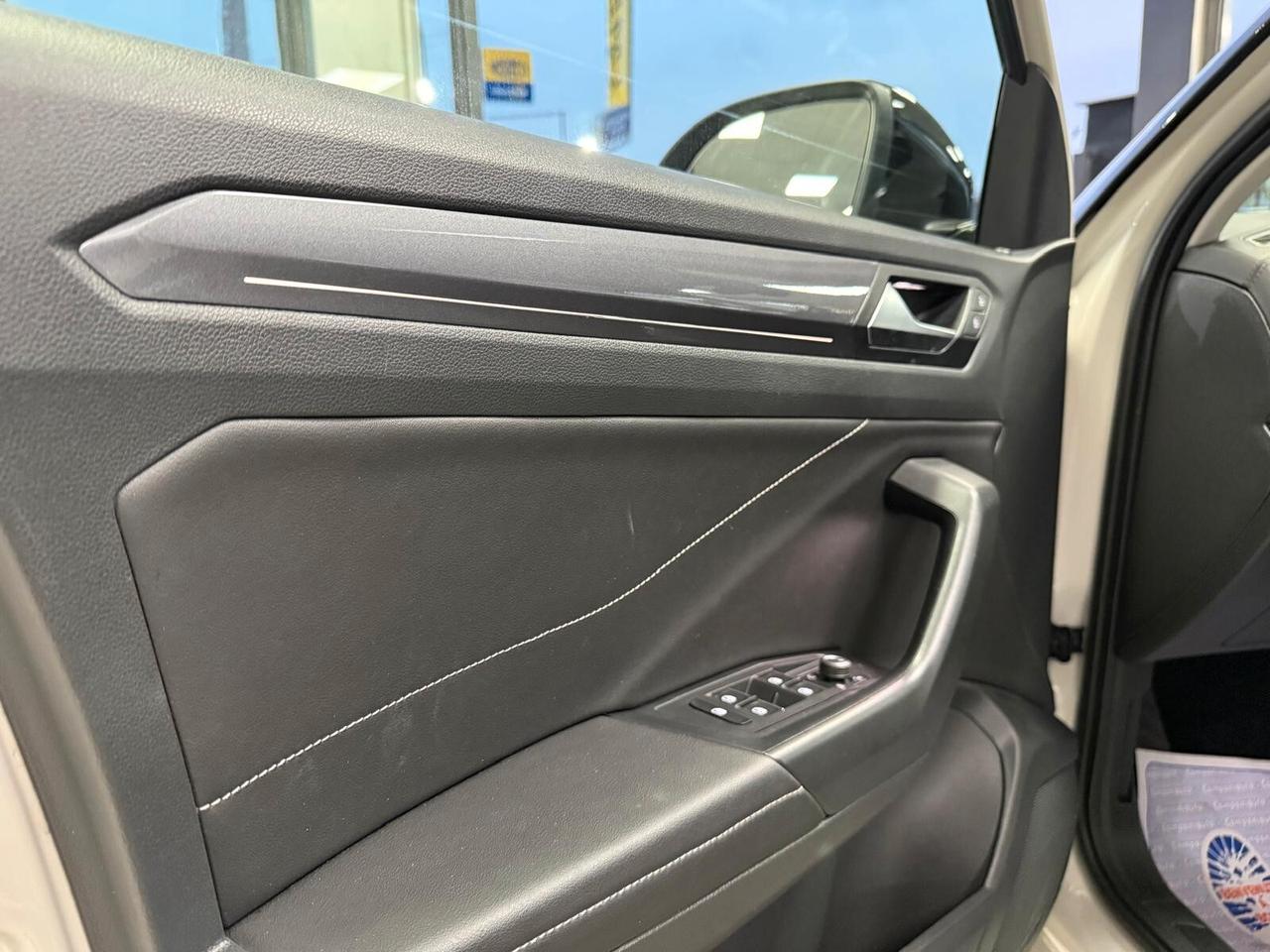 Volkswagen T-Roc 2.0 TDI SCR 150 CV DSG Style