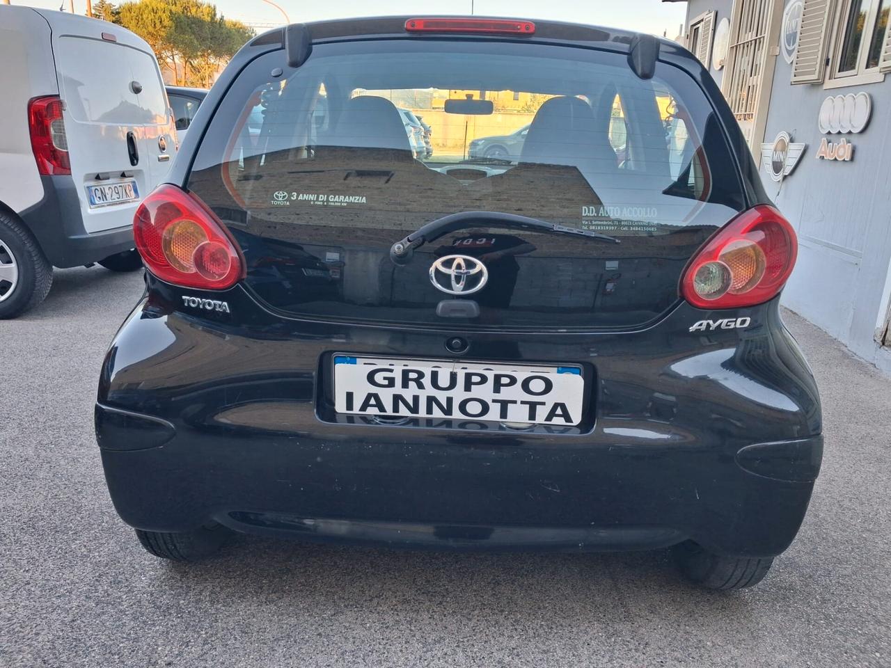 Toyota Aygo 1.0 12V VVT-i 5 porte Sol