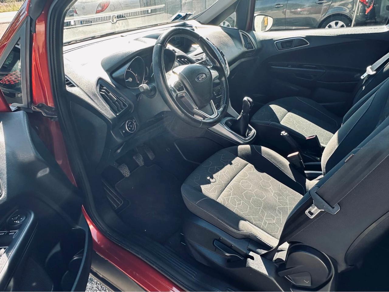 Ford B-Max 1.5 TDCi 75 CV Titanium
