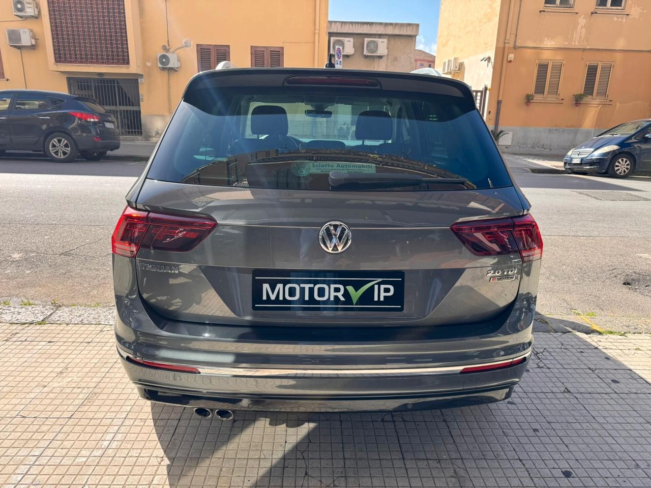 Volkswagen Tiguan 2.0 TDI SCR DSG 4MOTION R-Line TUA DA 305€