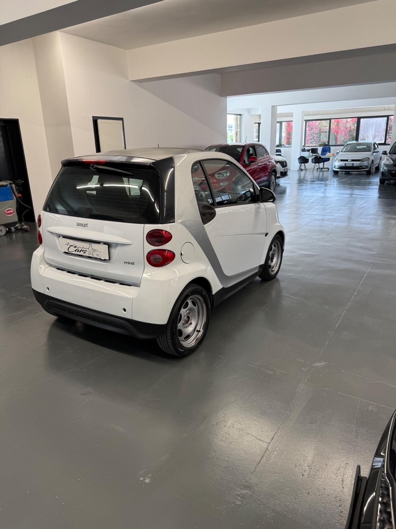 Smart ForTwo 1000 45 kW MHD coupé pure