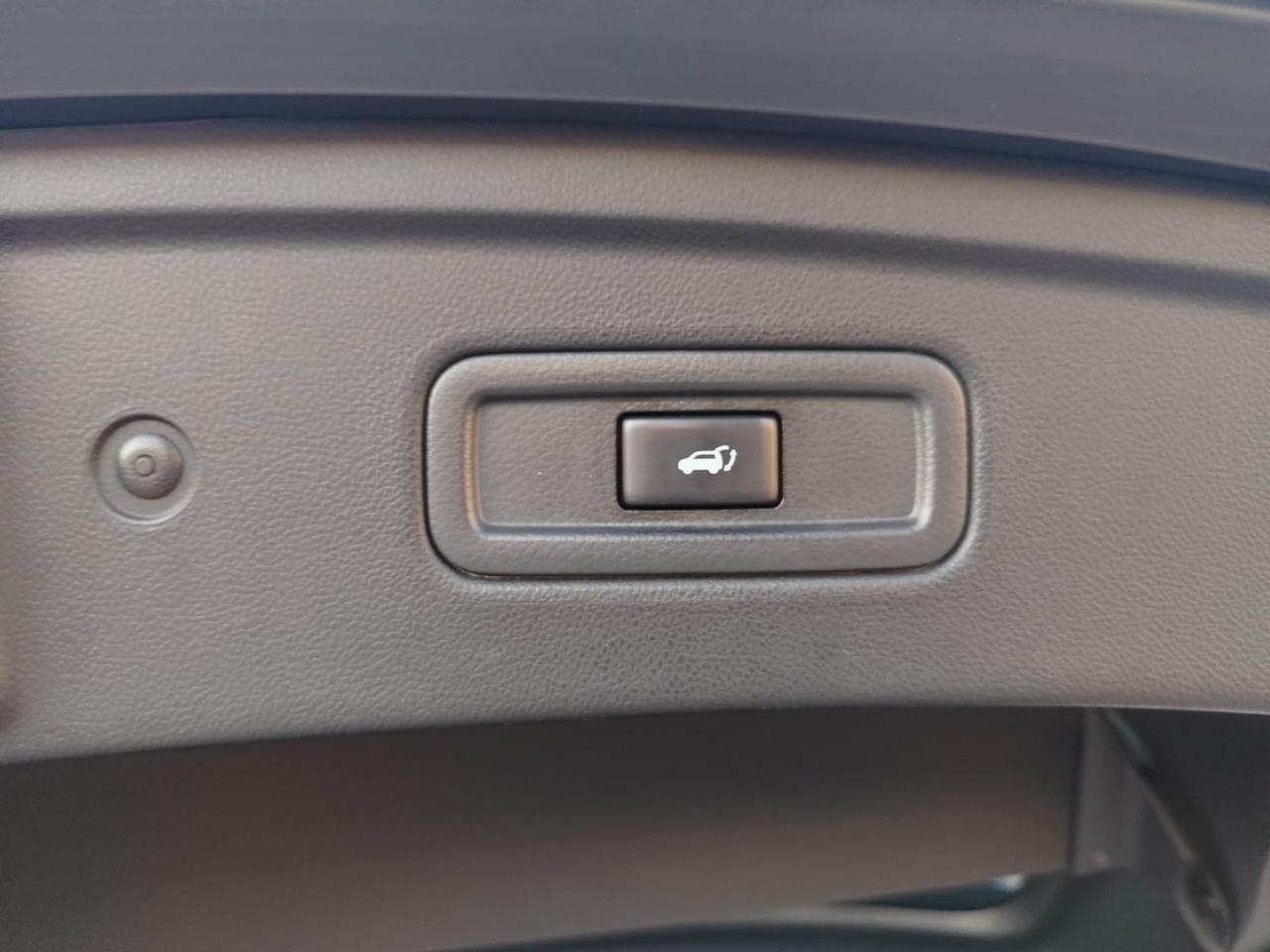 Infiniti QX70 3.0 diesel V6 AT S Premium