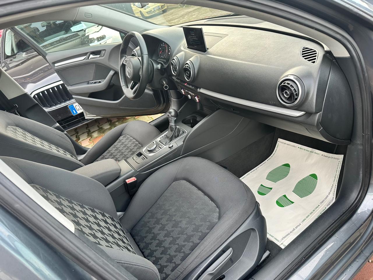 Audi A3 1.6 TDI clean diesel S tronic Business