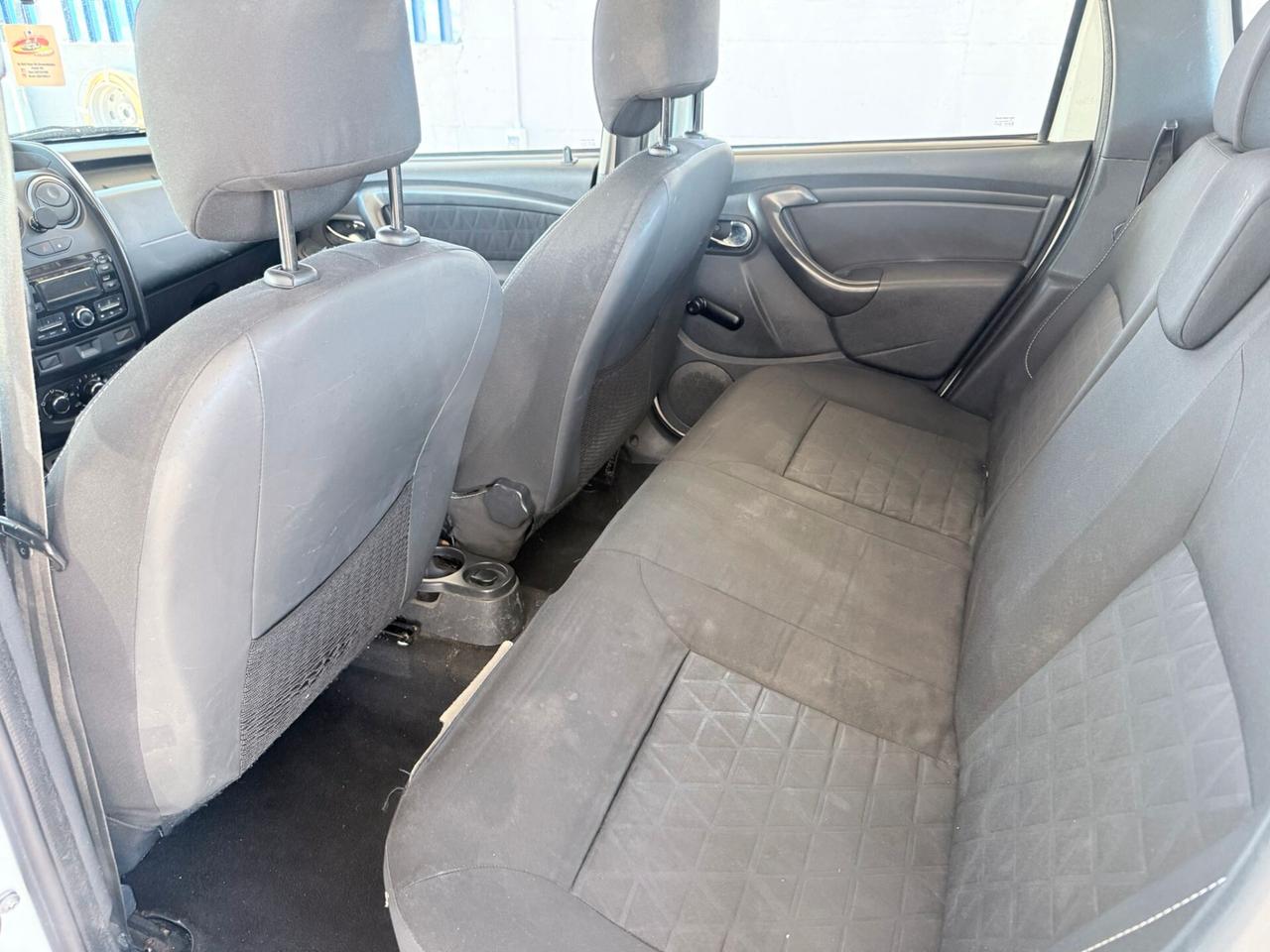 Dacia Duster 1.6 110CV 4x2 Lauréate benzina/metano (incongruenza nel chilometraggio)