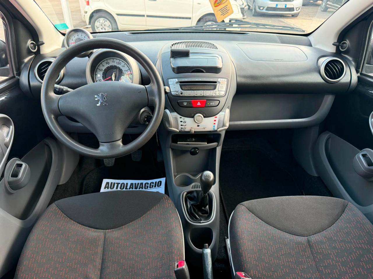 Peugeot 107 1.0 68CV 5p. Desir