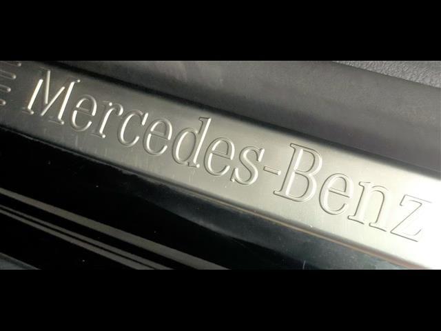 MERCEDES-BENZ GLA 180 D Premium 8G-DCT