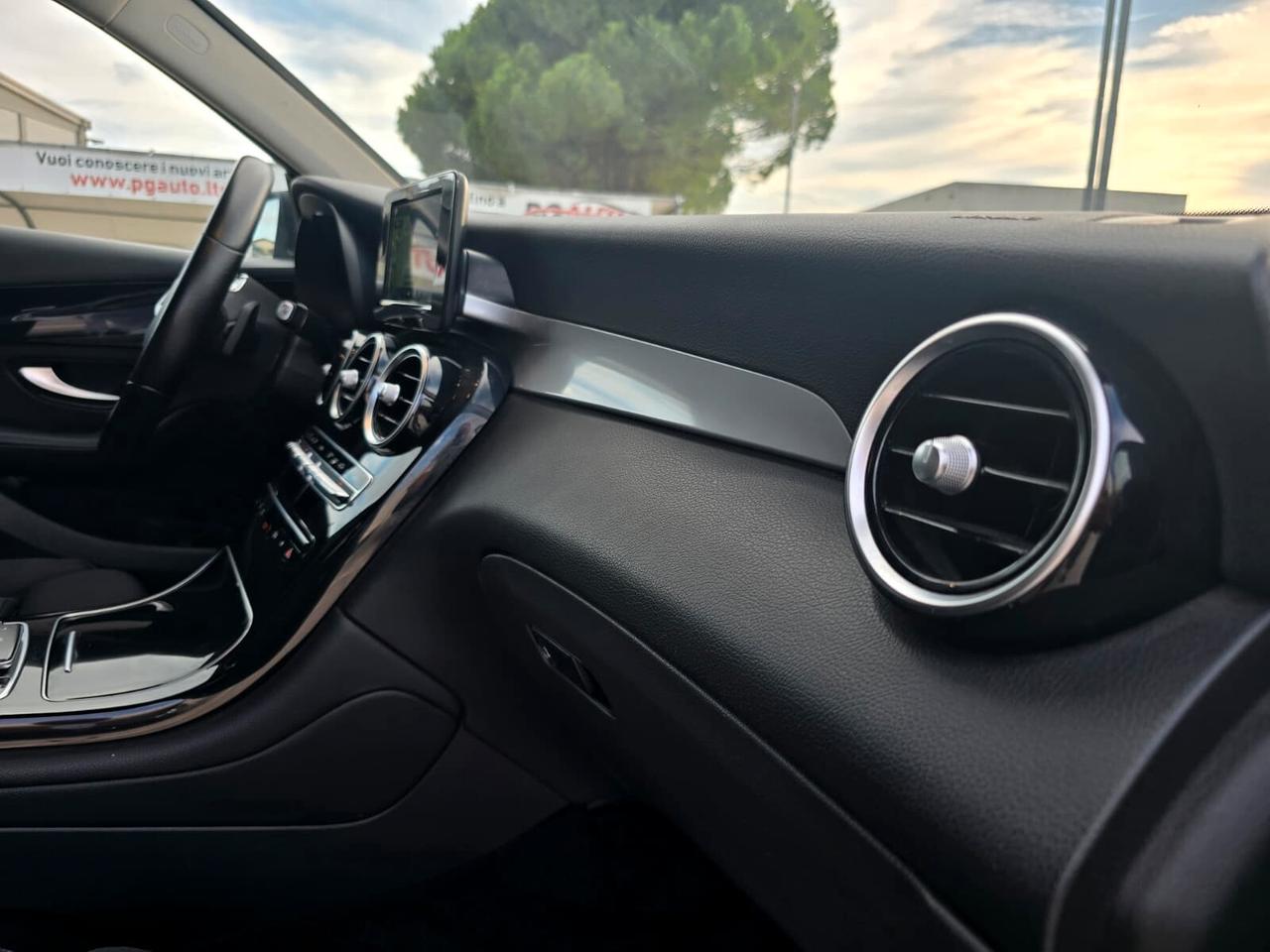 Mercedes-benz GLC 220 d 4Matic Business Extra