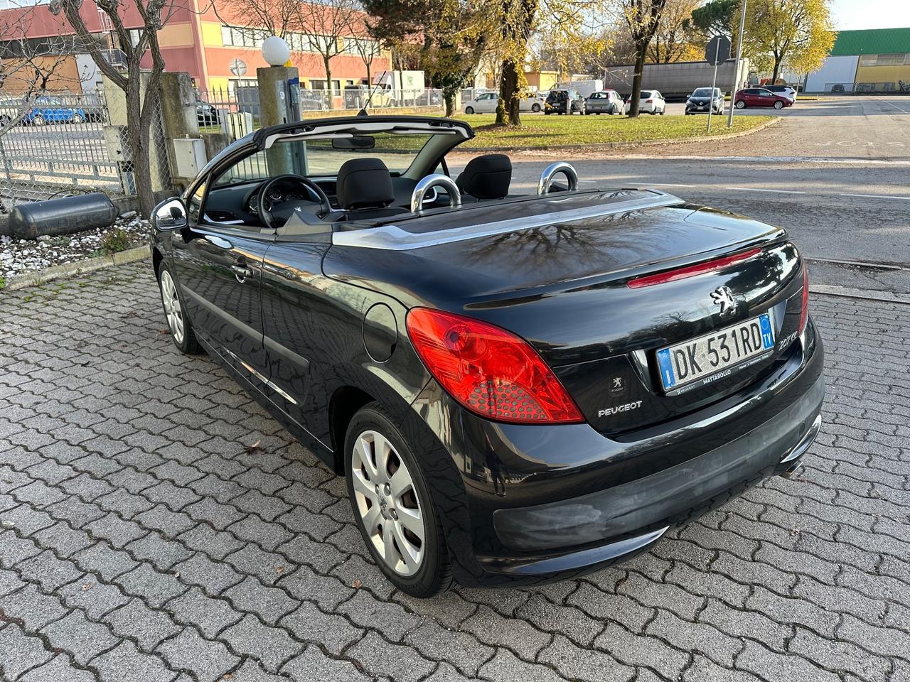 Peugeot 207 1.6 VTi 120CV CC Tecno